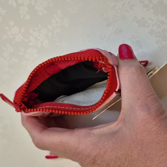 Simply Southern Cherries & Bows ID Holder Red and Pink W/ Gold Keychain Clip - Picture 4 of 5